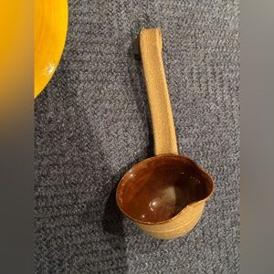 Pottery ladle